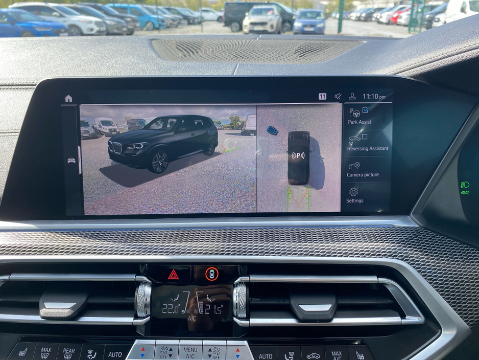 2021 BMW X5 - image 17