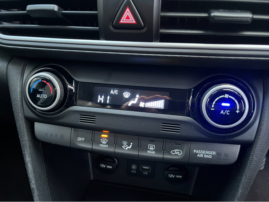 2018 Hyundai Kona KAUAI EXECUTIVE 1.0 PETROL //HEATED SEATS//REVERSE CAMERA//CARPLAY// €14,950