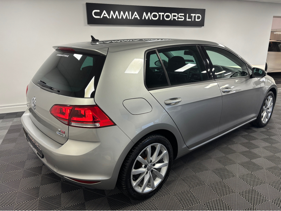 2016 Volkswagen Golf - image 6