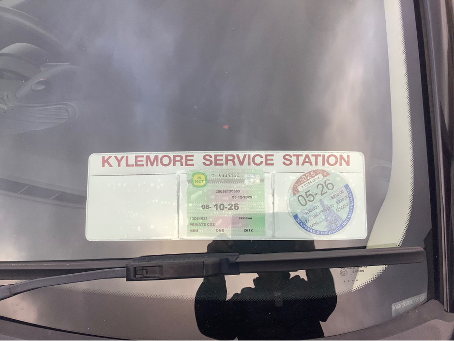 2012 MINI Hatch - image 10