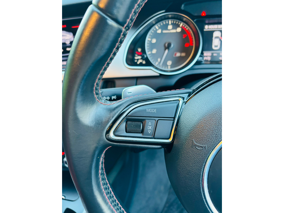 2012 Audi S5 - image 15