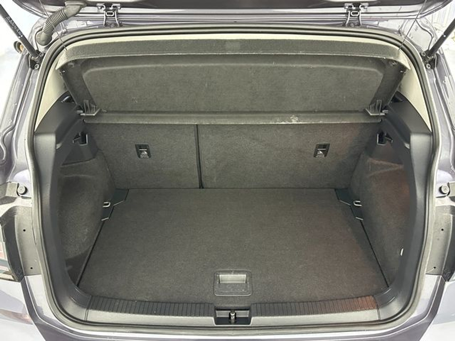 2023 Volkswagen T-Cross - image 27