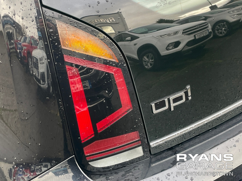 2019 Volkswagen up! 1.0 5DR AUTOMATIC   **HEATED SEATS** €11,995