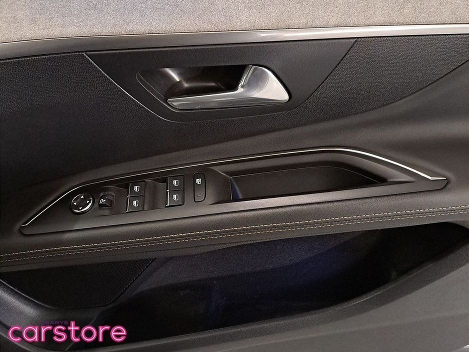 2021 Peugeot 3008 - image 17