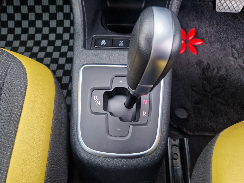 2018 Volkswagen up! HIGHLINE 1.0 PETROL AUTOMATIC 5DR