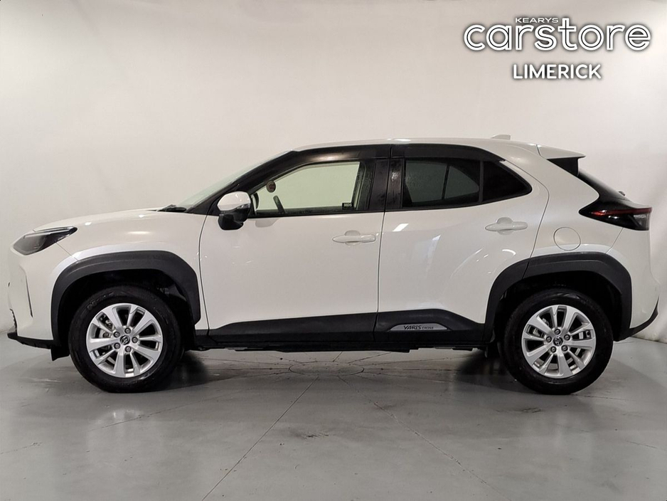 2021 Toyota Yaris Cross - image 6