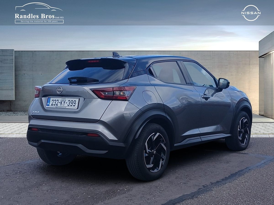 2023 Nissan Juke - image 7