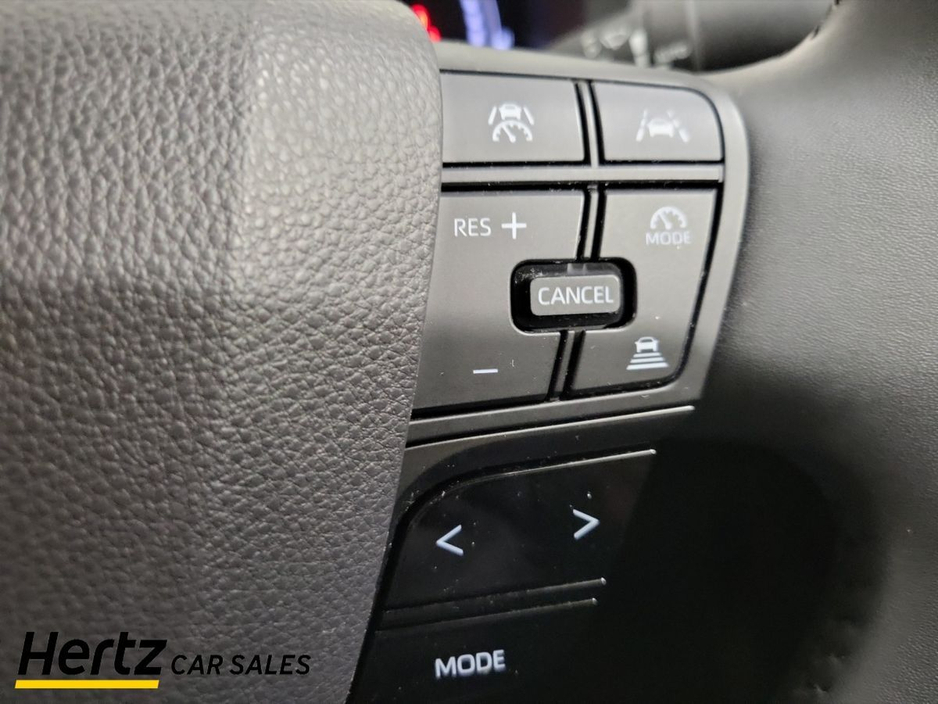 2024 Toyota C-HR - image 24