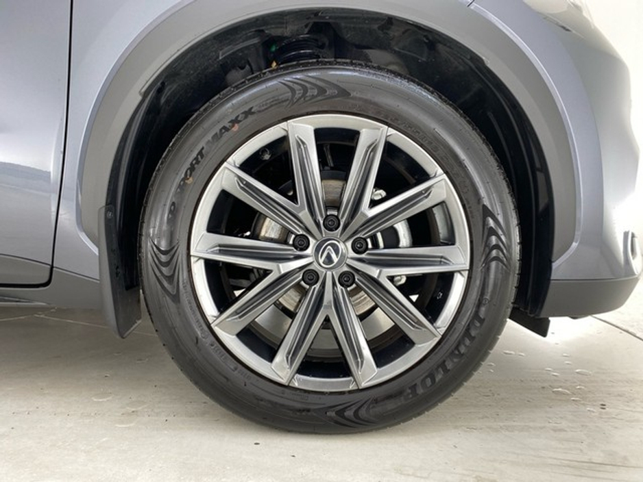 2025 Lexus LBX Elegant €39,950