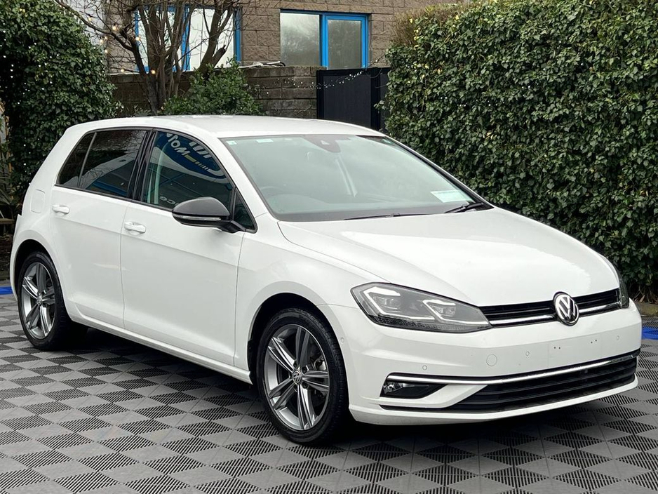 2020 Volkswagen Golf HIGHLINE 2.0 TDI // LEATHER HEATED SEATS // DIGITAL CLUSTER // LANE ASSIST €23,900