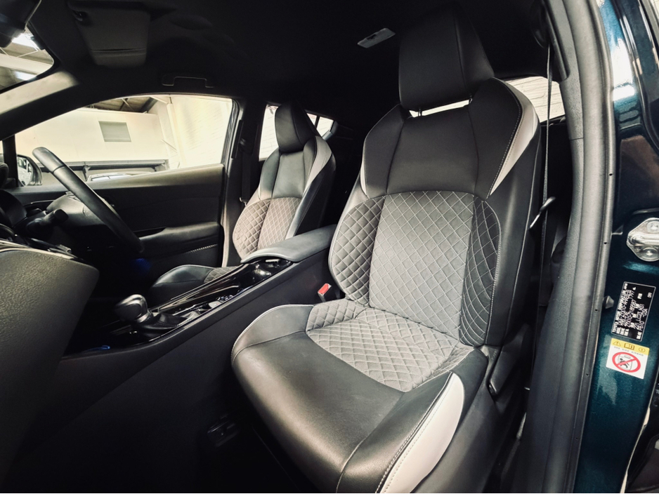 2019 Toyota C-HR - image 13