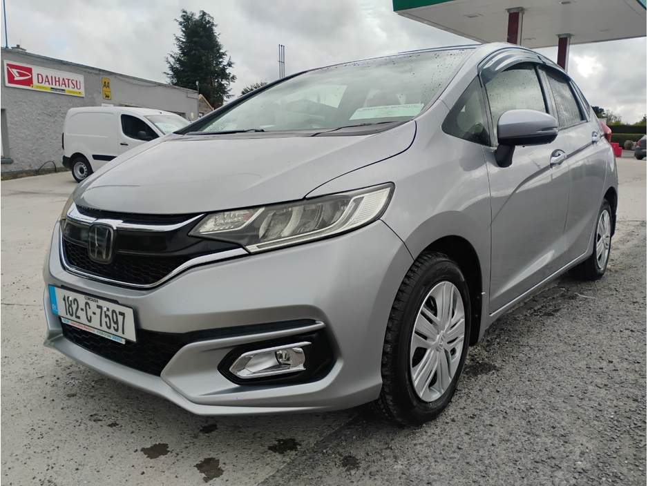 2018 Honda Fit - image 4