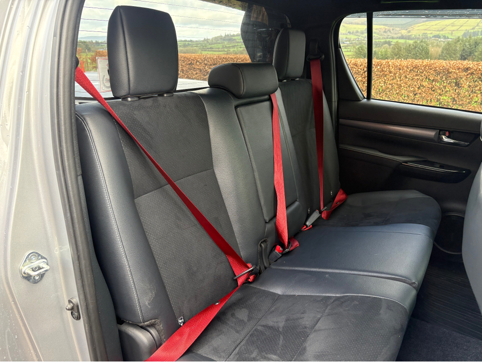 2025 Toyota Hilux 2.8 GR SPORT II