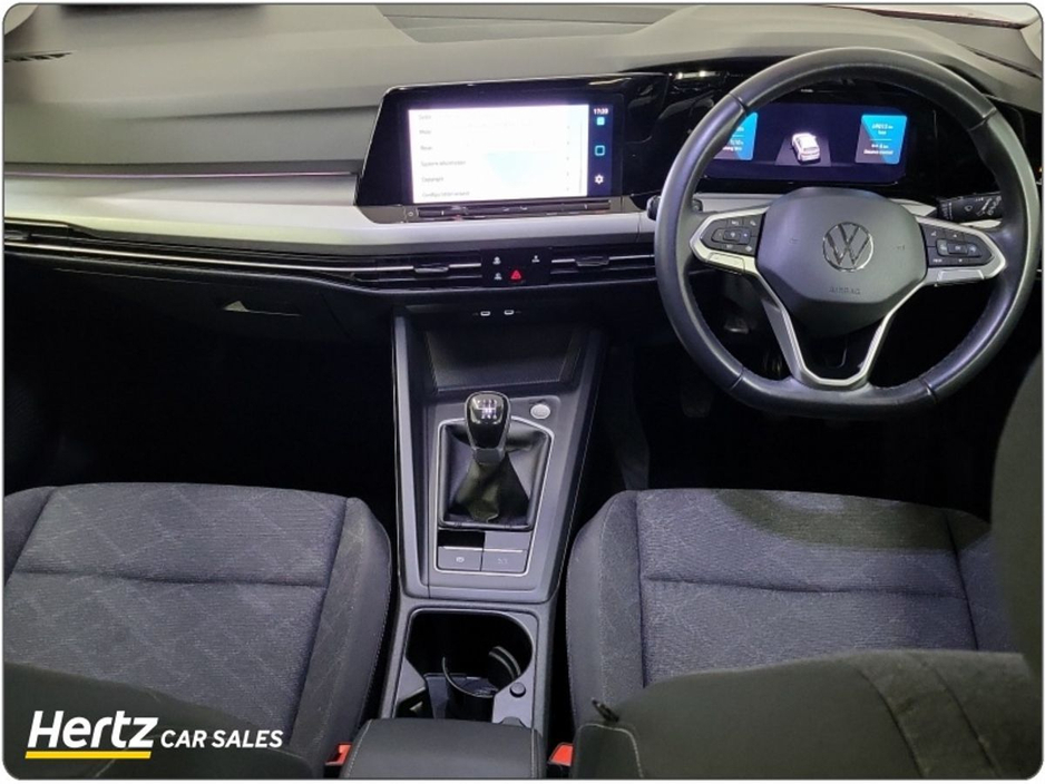 2024 Volkswagen Golf LIFE 110HP Petrol Manual €25,995