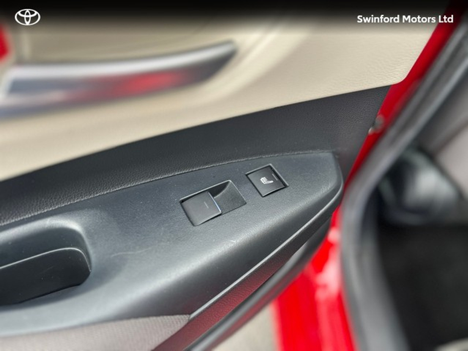 2021 Toyota Corolla HYB LUNA SPORT 4DR AUTO