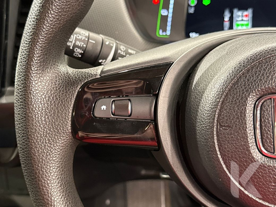 2023 Honda Fit - image 18