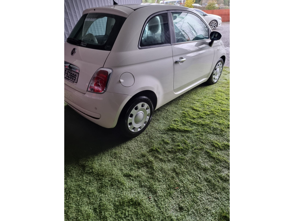 2015 Fiat 500 - image 5