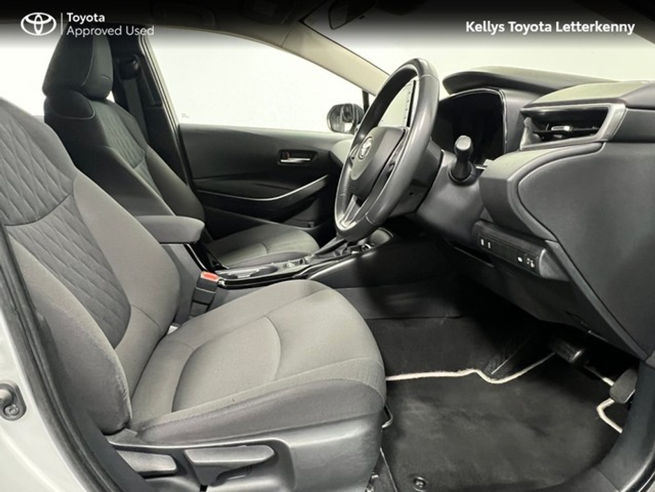 2019 Toyota Corolla - image 12