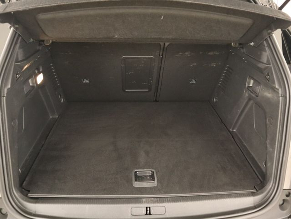 2022 Peugeot 3008 - image 16