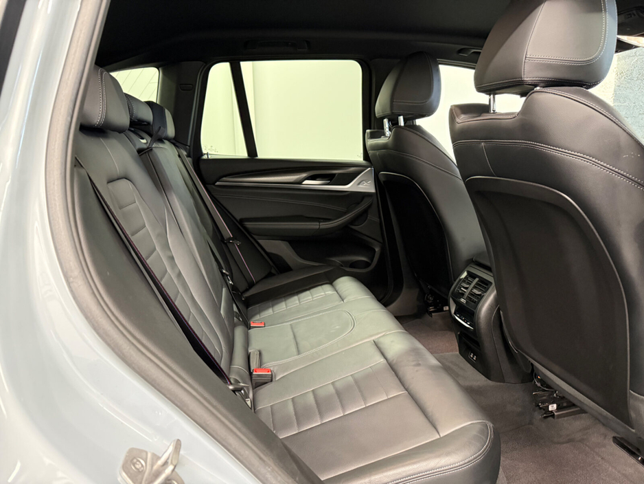 2023 BMW X3 - image 10