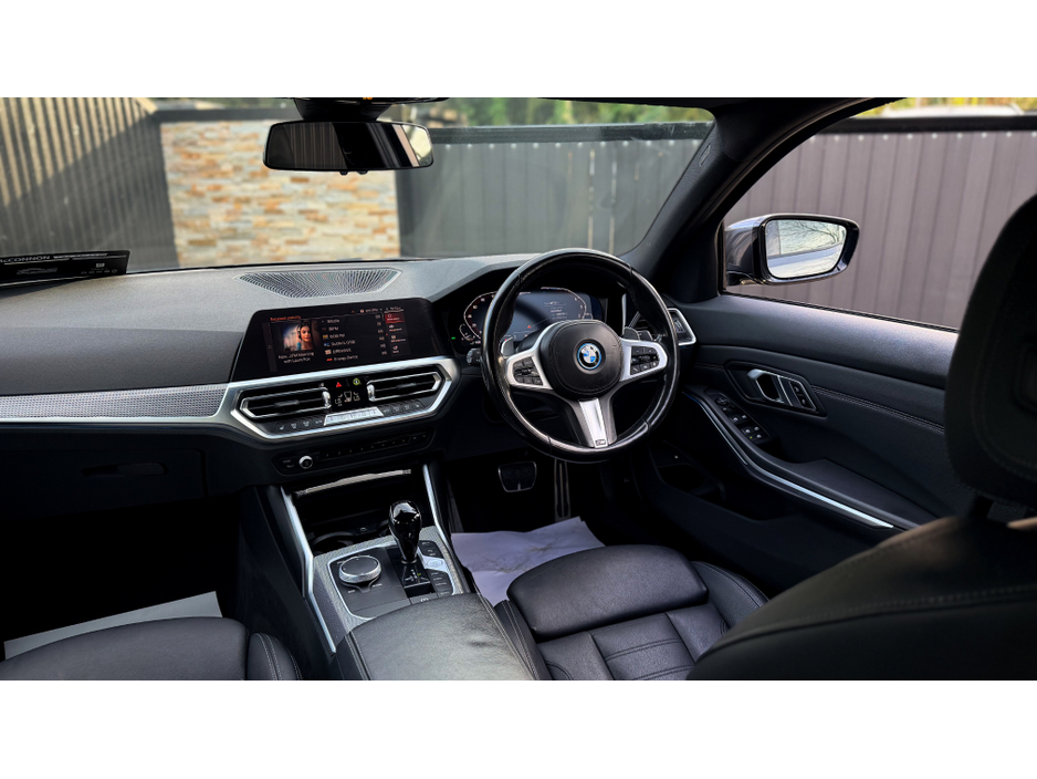 2021 BMW 3 Series 2021 (212)  BMW 330e M-SPORT  290BHP €25,999