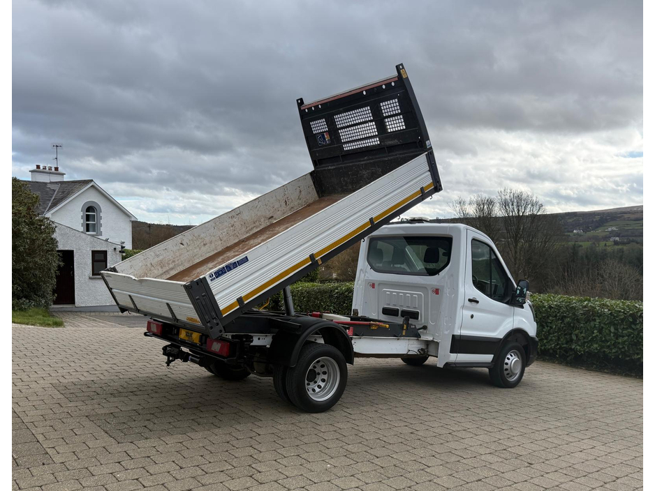 2021 Ford Transit - image 6