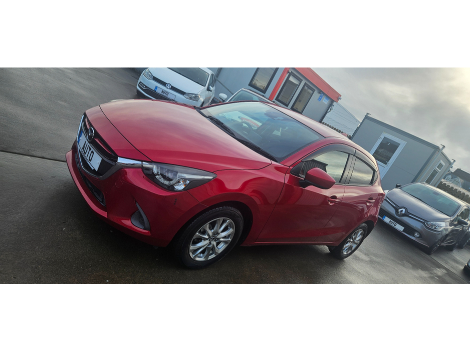 2016 Mazda Mazda2 demio automatic petrol1.3 low kms €10,450