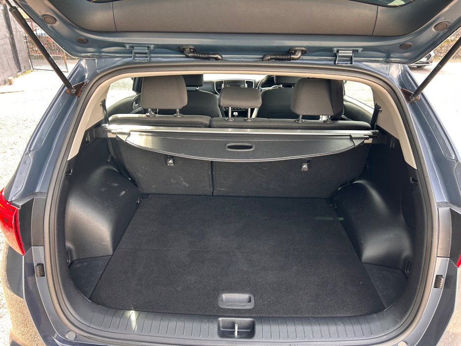 2017 Kia Sportage - image 18