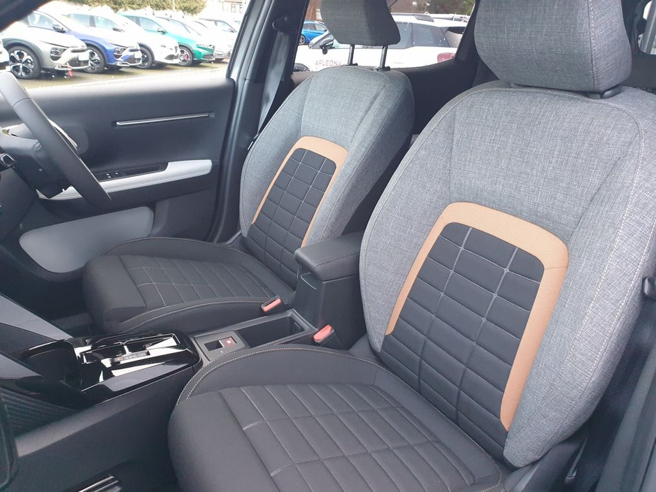 2026 Citroen C3 Aircross New Citroen e-C3 Aircross 54kw 400KMs Range €29,995