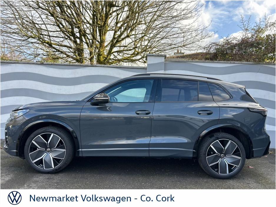 2026 Volkswagen Tiguan - image 25