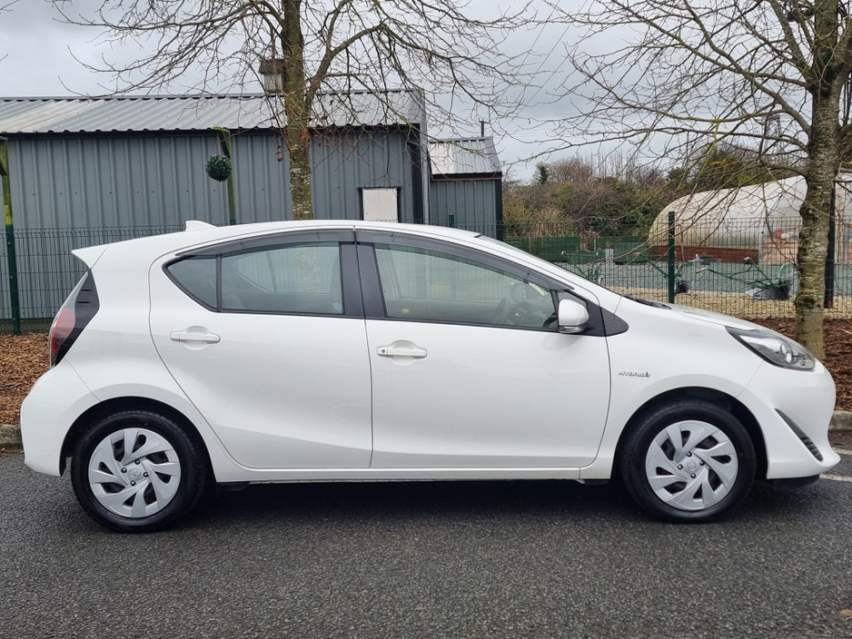 2020 Toyota Aqua 2020 TOYOTA AQUA HYBRID, AUTOMATIC, ALARM & IMMOBILISER  €14,900 €14,900