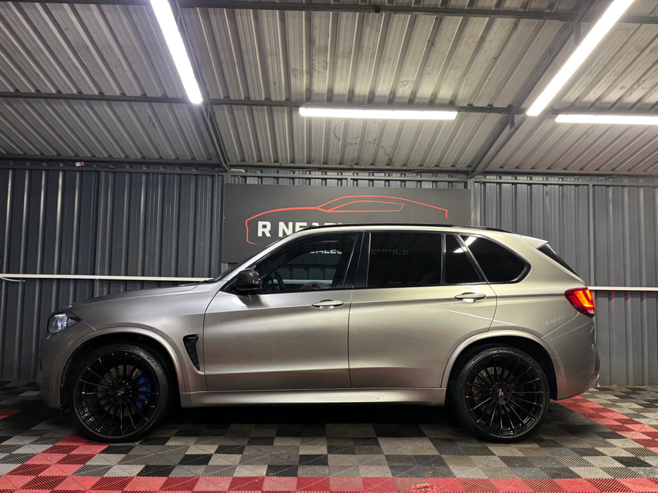 2017 BMW X5 - image 7