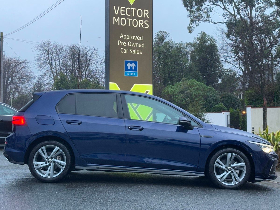 2023 Volkswagen Golf - image 5