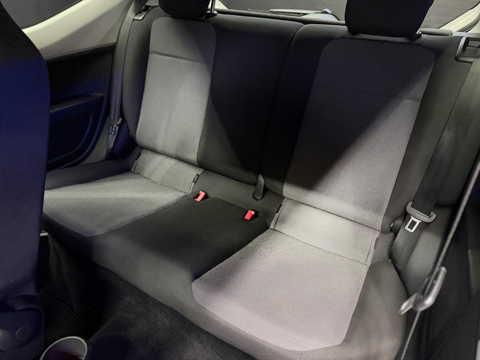 2013 Volkswagen up! 1.0 75BHP TAKE UP €6,300