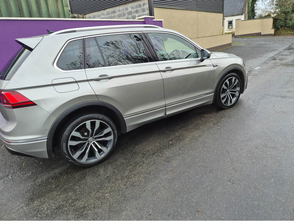 2020 Volkswagen Tiguan R-LINE TECH TDI S- DSG €33,950