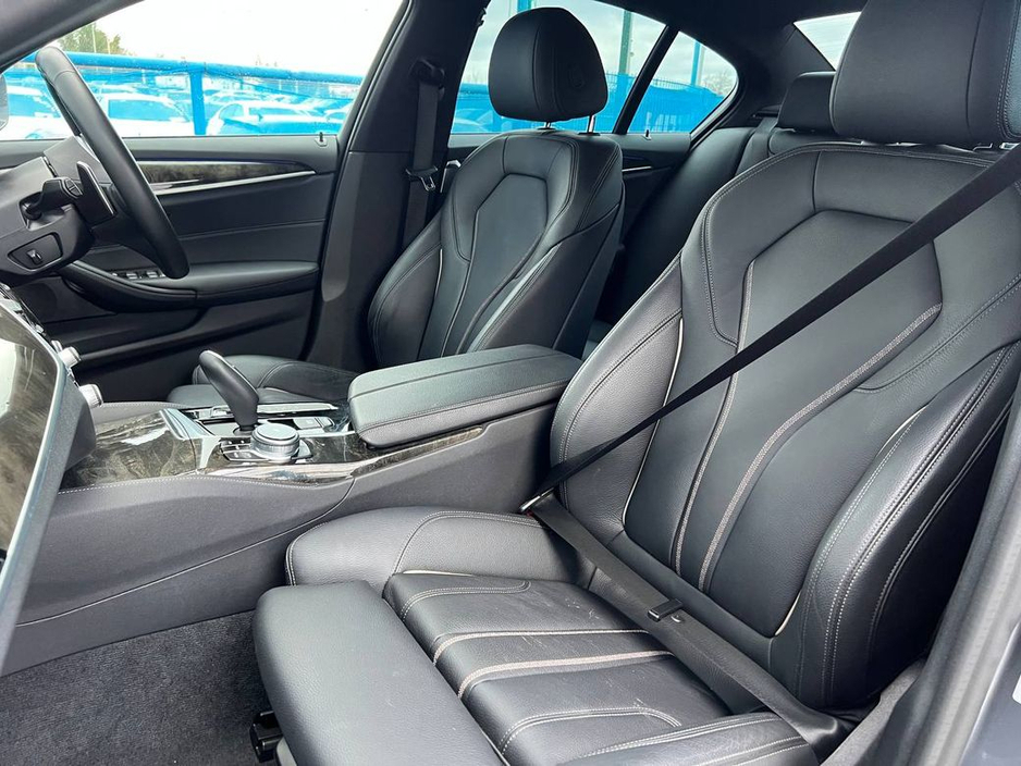 2020 BMW 5 Series 530e M-SPORT COMPETITION 2.0 HYBRID // FULL SERVICE HISTORY // NEW 20" M5 COMPETITION ALLOYS // DIGITAL CLUSTER €33,950