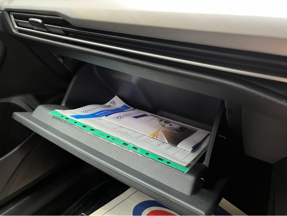 2021 Volkswagen Golf - image 15