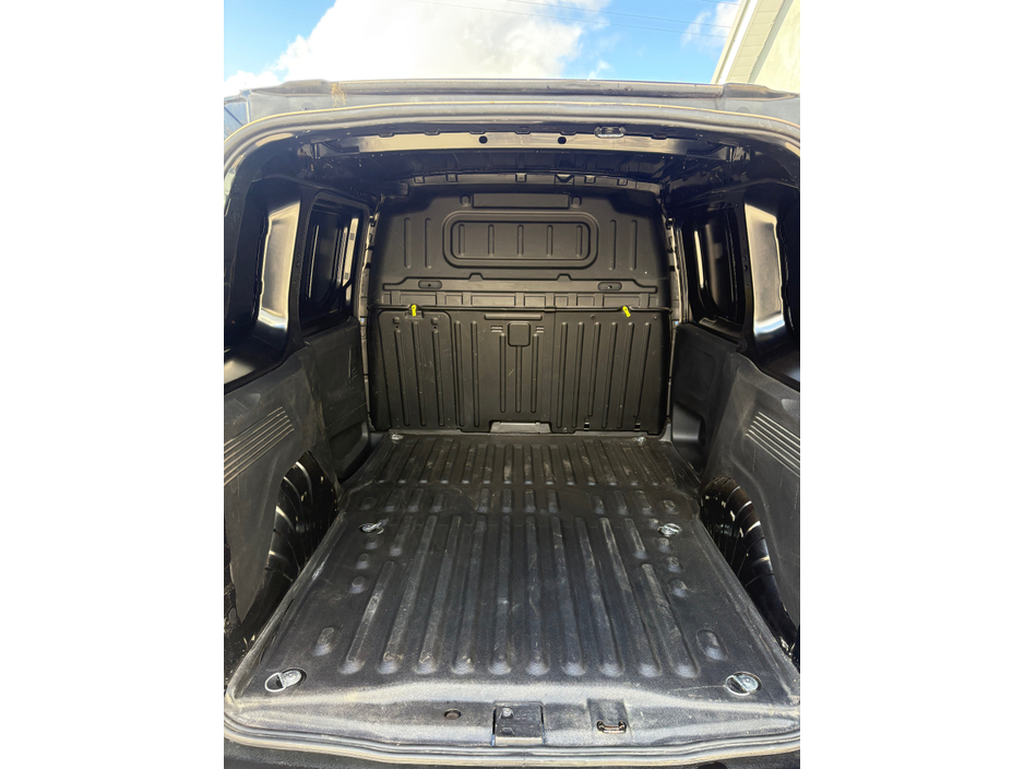 2019 Citroen Berlingo - image 8