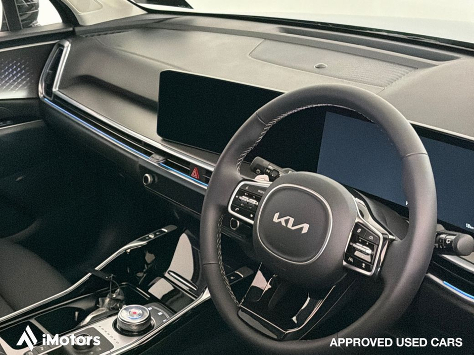 2025 Kia Sorento - image 20
