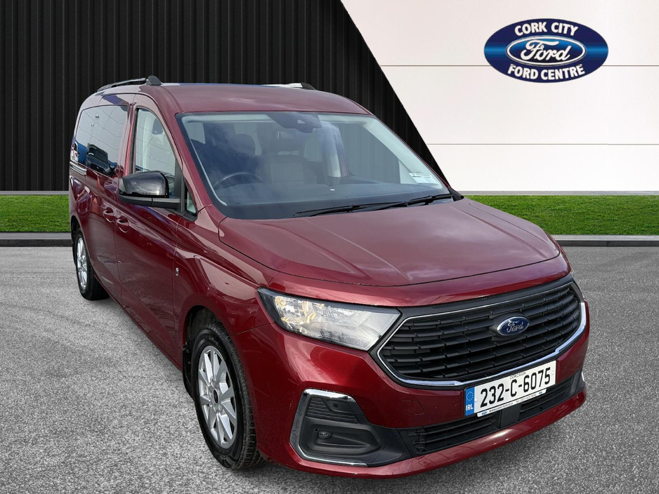 2023 Ford Tourneo TITANIUM 2.0L ECOB 122 €41,950