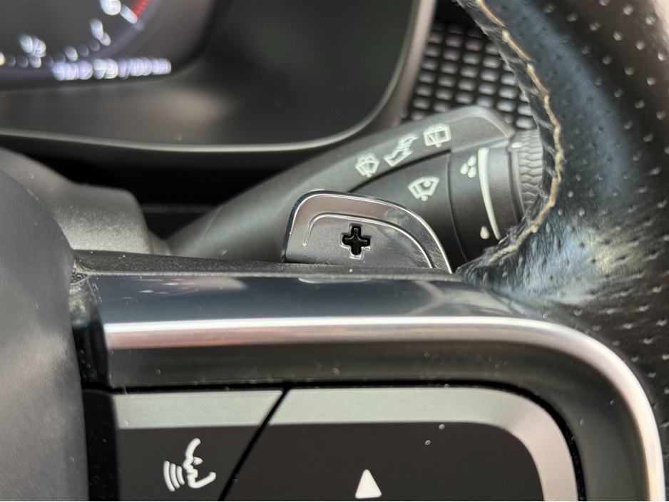 2020 Volvo XC40 D3 R-DESIGN AT 5DR AUTO €31,950