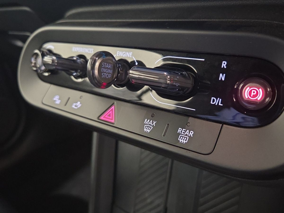 2025 MINI Hatch - image 10