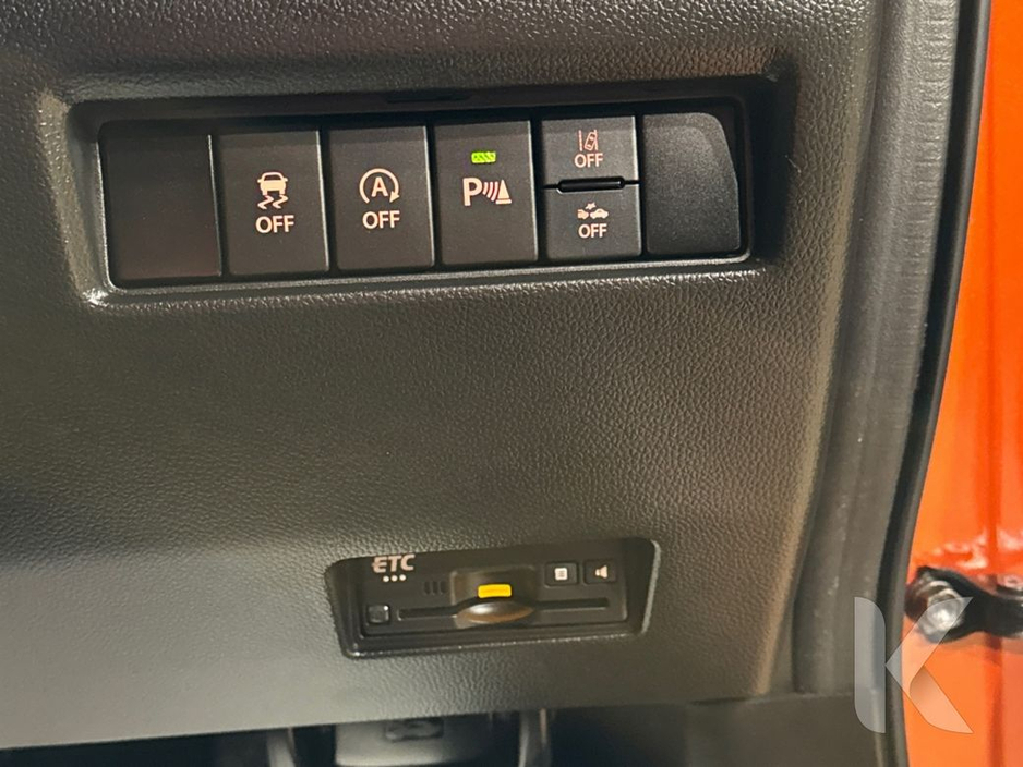 2021 Suzuki Swift - image 21