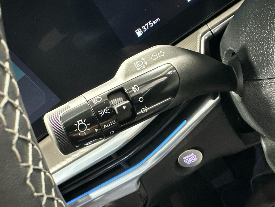 2025 Kia Sorento - image 16