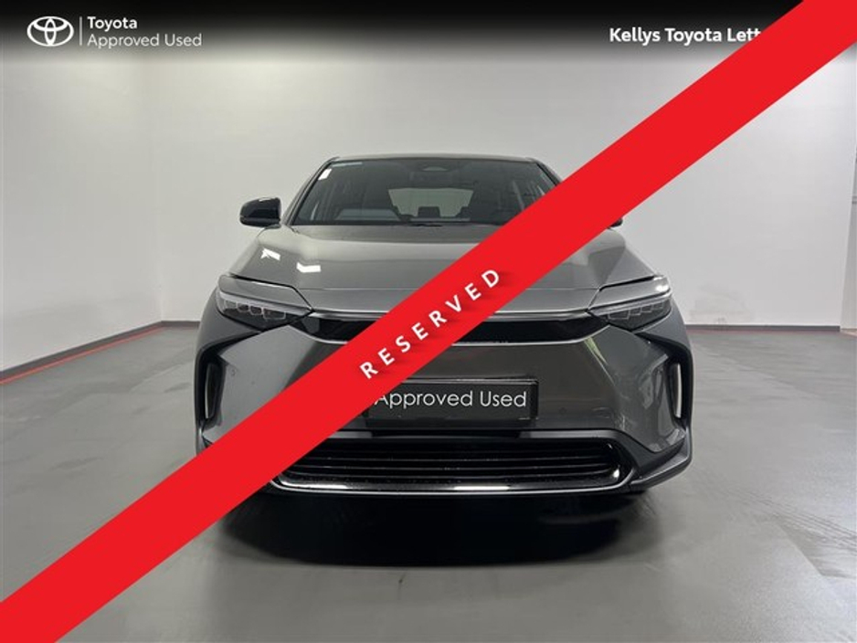 2024 Toyota bZ4X - image 4