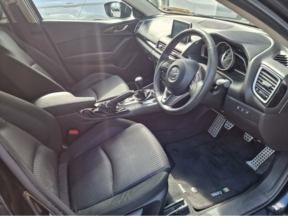 2015 Mazda Mazda3 - image 15