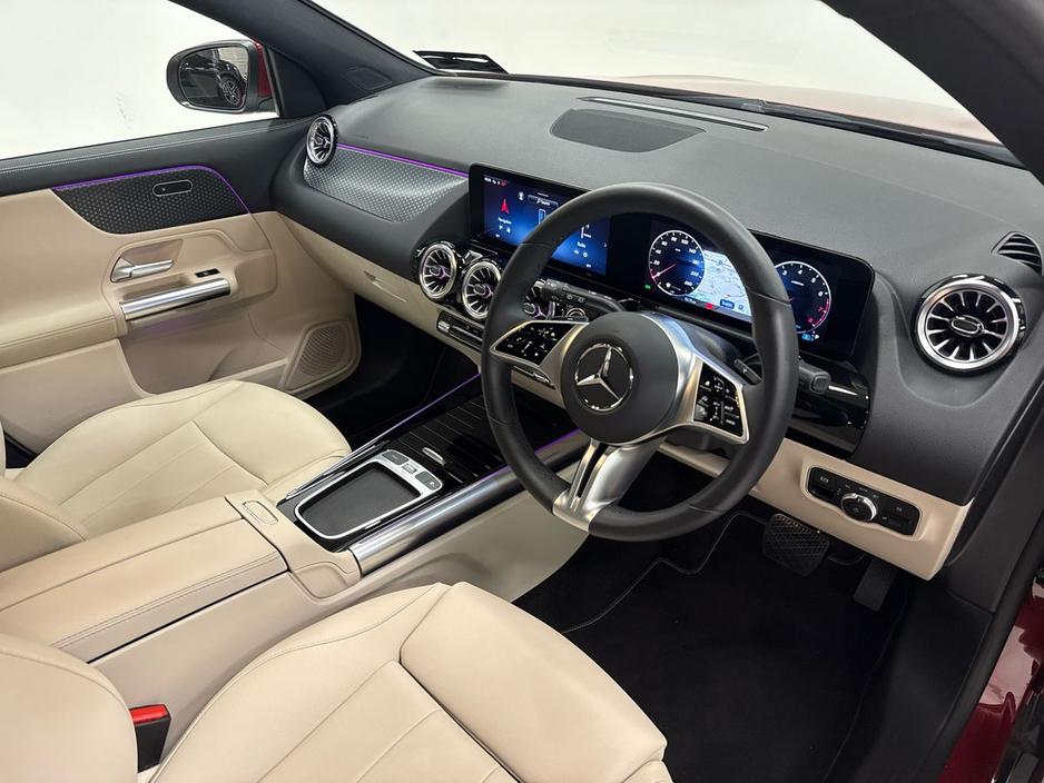 2025 Mercedes-Benz GLA Class - image 8