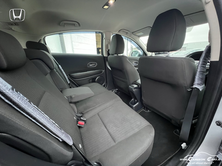 2018 Honda HR-V 1.5 VTEC WITH ONLY 57000km €18,950