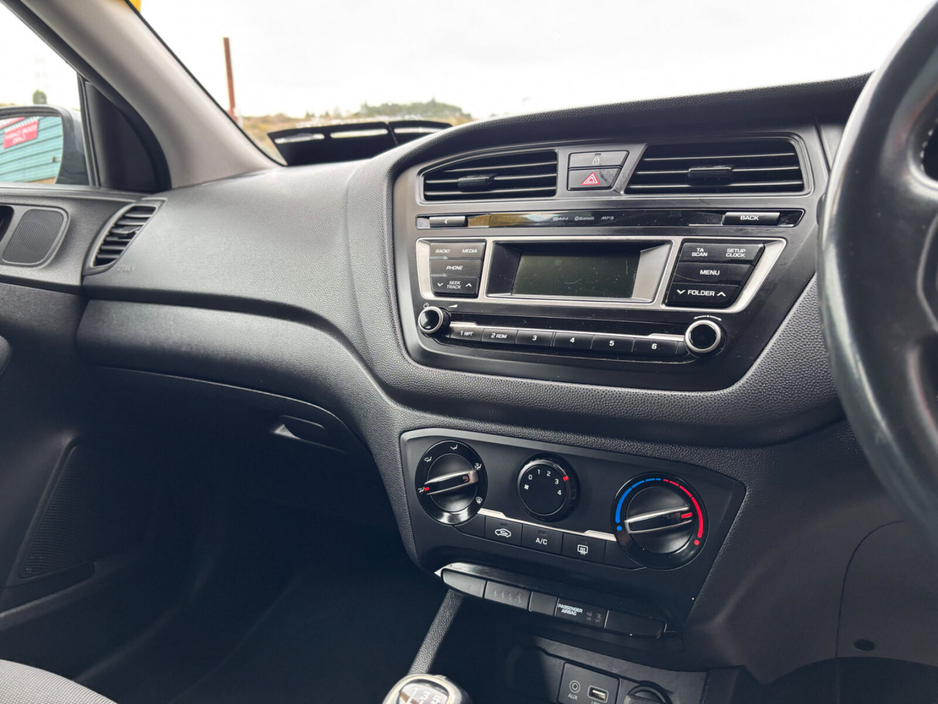 2017 Hyundai i20 1.2 Deluxe €9,750