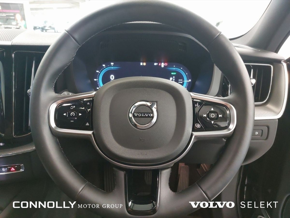 2025 Volvo XC60 Plus Black Ed T6 PHEV €573pm €64,495